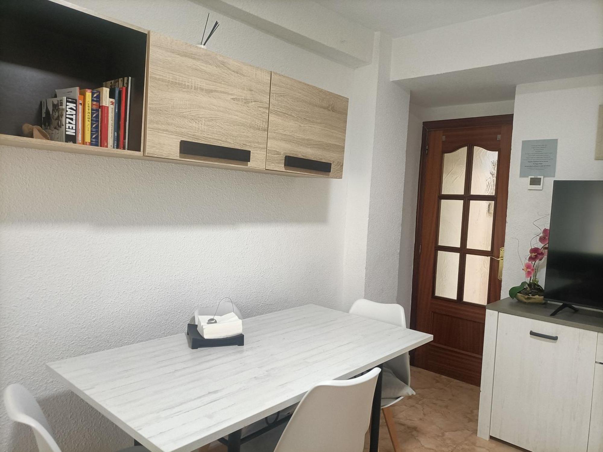 Apartamento Espacioso Frente Al Corte Ingles Con Plaza De Garaje Gratis - Vu75 살라망카 외부 사진